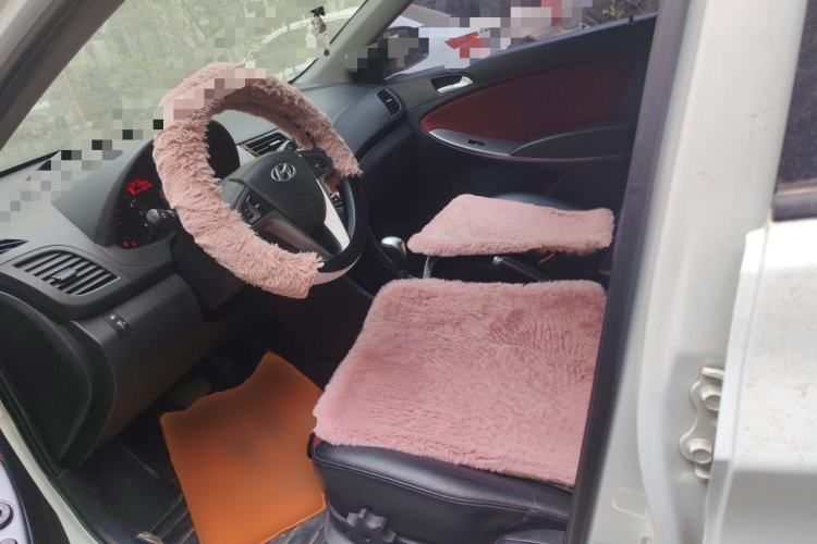 Used Hyundai Verna Ray 2014 1.6L Automatic TOP Left Front Seat