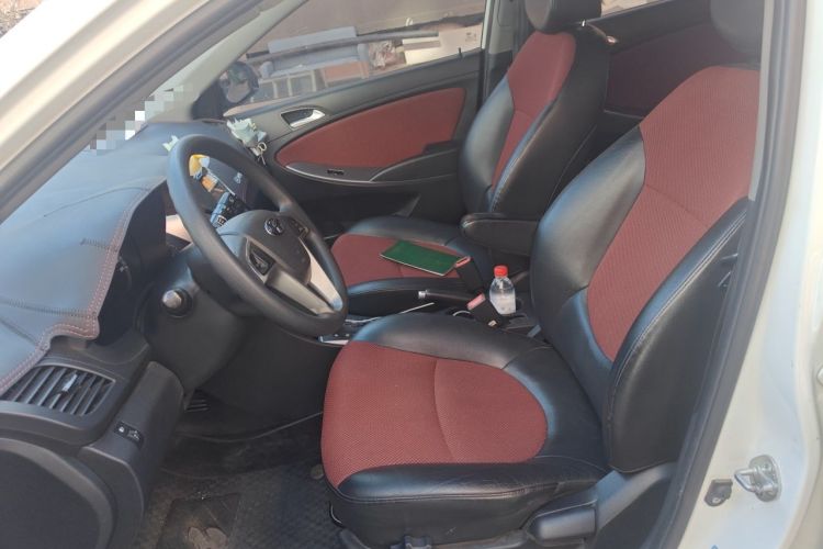 Used Hyundai Verna Ray 2014 1.6L Automatic TOP Left Front Seat