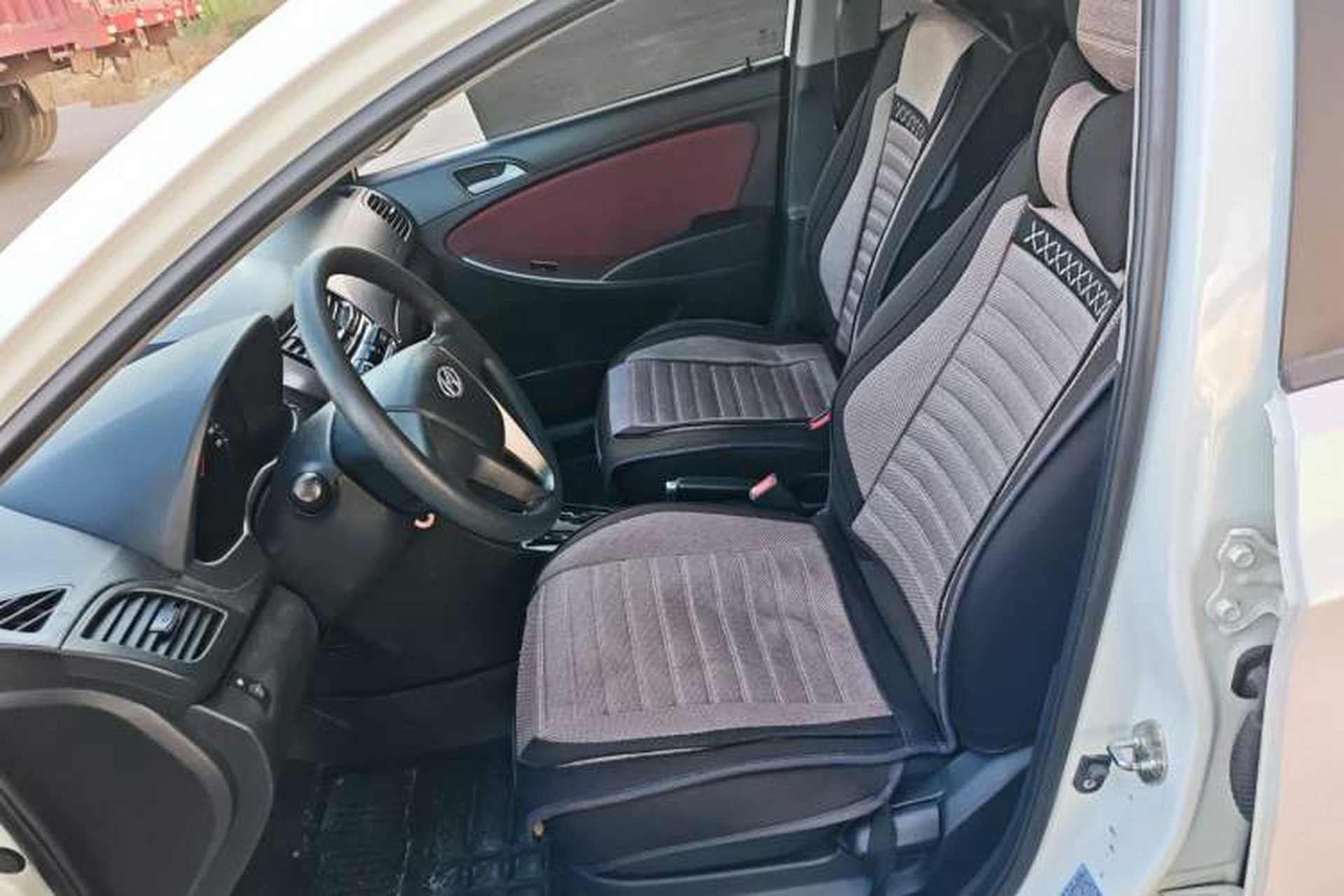 Used Hyundai Verna Ray 2014 1.4L Automatic GLX Left Front Seat