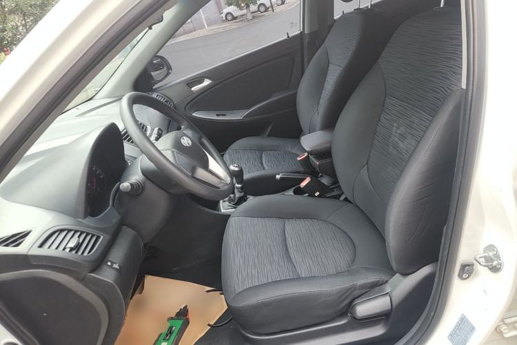 Used Hyundai Verna Ray 2014 1.4L Manual GLX Left Front Seat