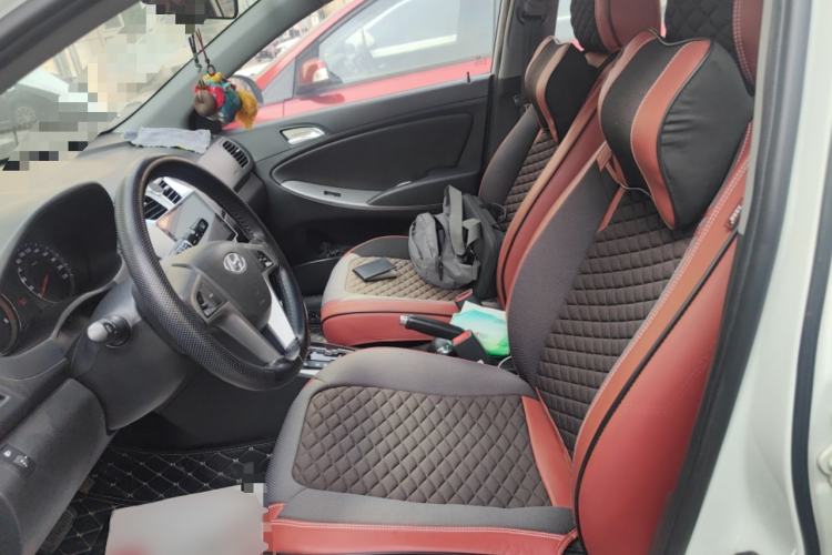 Used Hyundai Verna Ray 2014 1.6L Automatic TOP Left Front Seat
