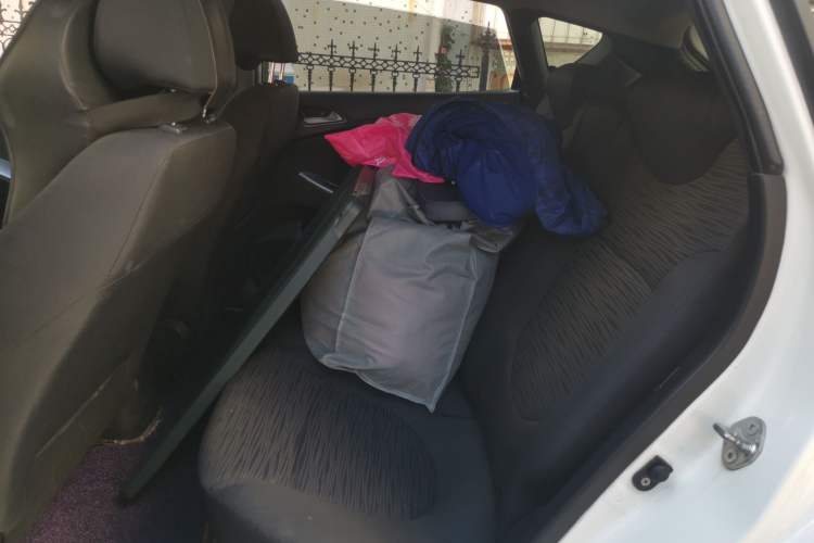 Used Hyundai Verna Ray 2014 1.4L Automatic GLX Left Rear Seat