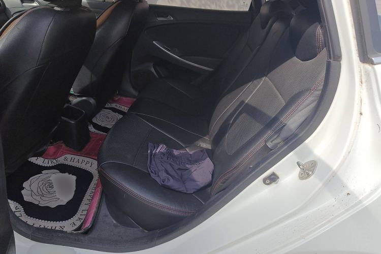 Used Hyundai Verna Ray 2014 1.4L Automatic GLX Left Rear Seat