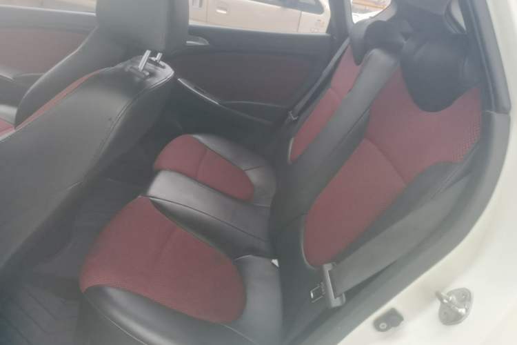 Used Hyundai Verna Ray 2014 1.4L Automatic GLX Left Rear Seat