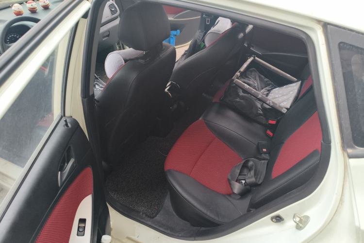Used Hyundai Verna Ray 2014 1.4L Automatic GLX Left Rear Seat