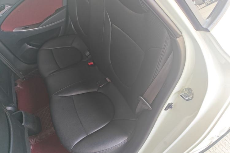 Used Hyundai Verna Ray 2014 1.4L Automatic GLX Left Rear Seat