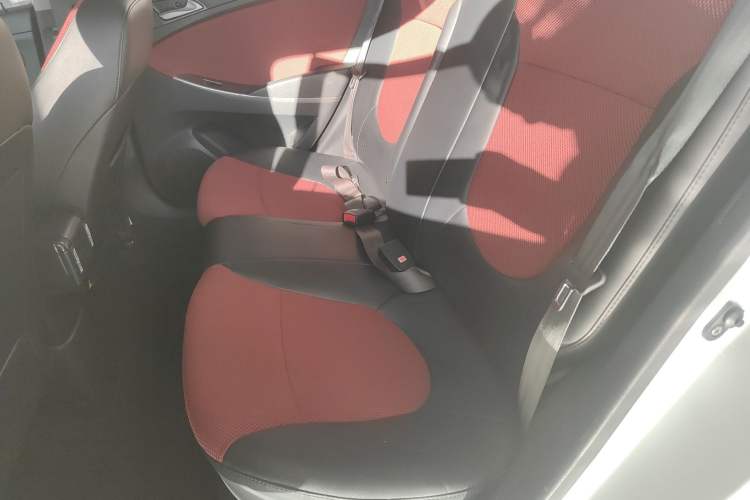 Used Hyundai Verna Ray 2014 1.4L Automatic GLX Left Rear Seat