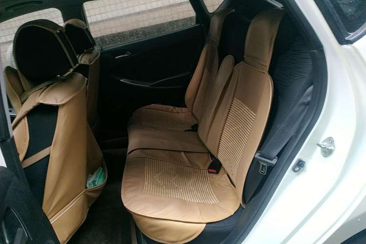 Used Hyundai Verna Ray 2014 1.4L Manual GLX Left Rear Seat