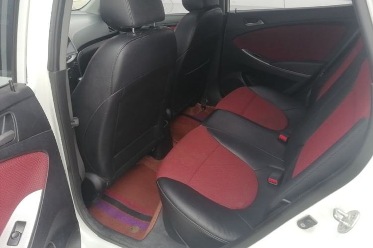 Used Hyundai Verna Ray 2014 1.4L Automatic GLX Left Rear Seat