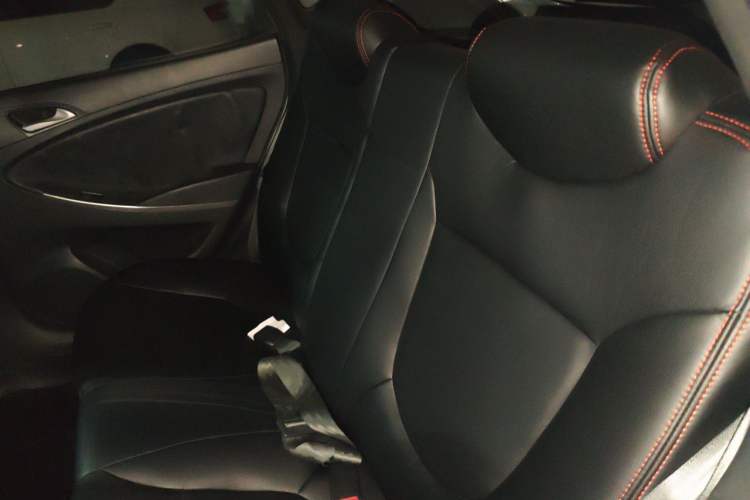 Used Hyundai Verna Ray 2014 1.4L Automatic GLX Left Rear Seat