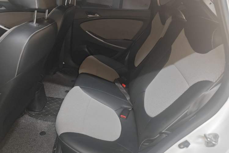 Used Hyundai Verna Ray 2014 1.4L Automatic GLX Left Rear Seat