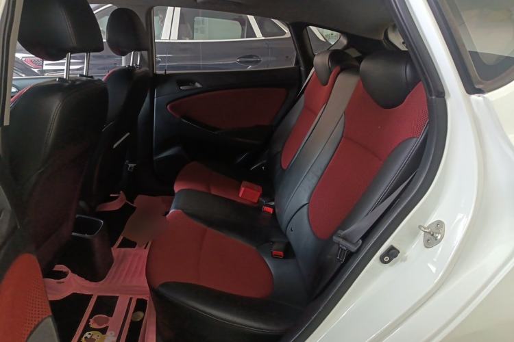 Used Hyundai Verna Ray 2014 1.4L Automatic GLX Left Rear Seat