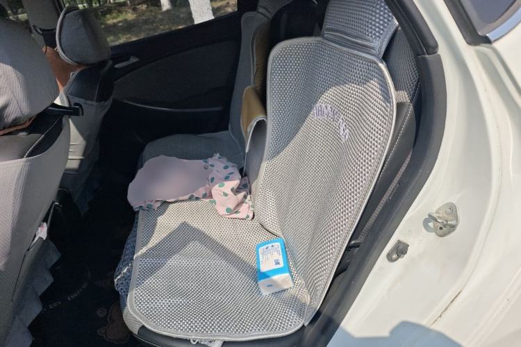 Used Hyundai Verna Ray 2014 1.4L Automatic GLX Left Rear Seat