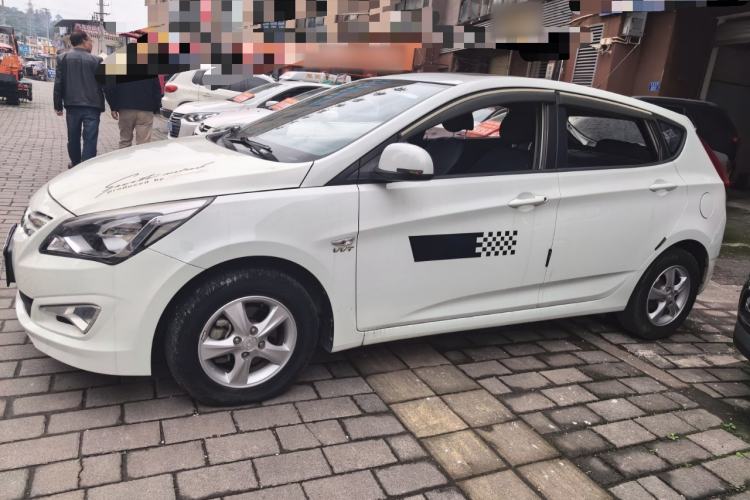 Used Hyundai Verna Ray 2014 1.4L Manual GLX Left Side