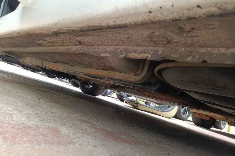 Used Hyundai Verna Ray 2014 1.4L Automatic GLX Left Side Sill