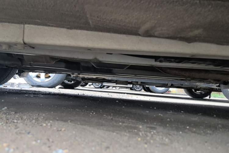 Used Hyundai Verna Ray 2014 1.4L Manual GLX Left Side Sill
