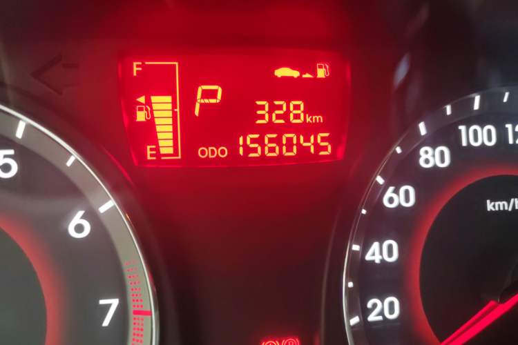 Used Hyundai Verna Ray 2014 1.4L Automatic GLX Odometer Close Up