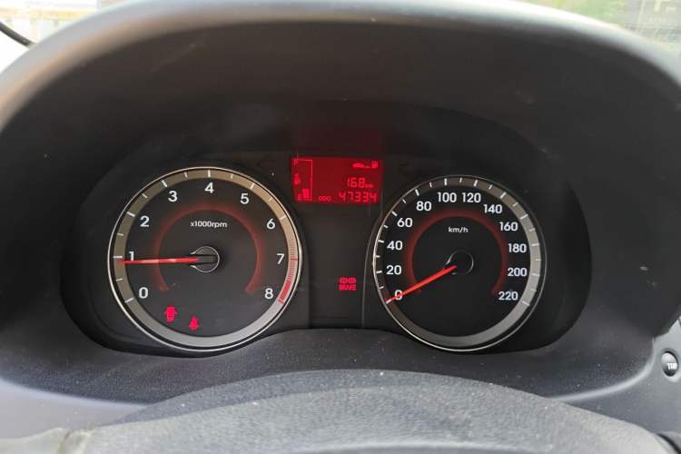 Used Hyundai Verna Ray 2014 1.4L Manual GLX Odometer Close Up