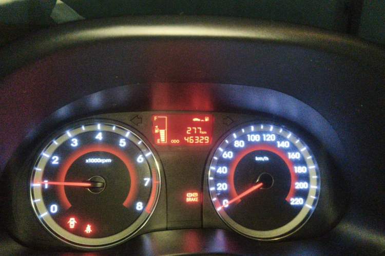 Used Hyundai Verna Ray 2014 1.4L Manual GLX Odometer Close Up