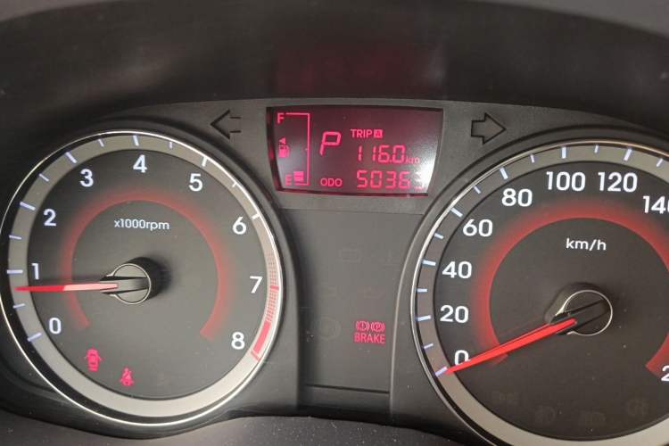 Used Hyundai Verna Ray 2014 1.4L Automatic GLX Odometer Close Up