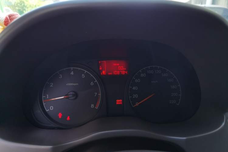 Used Hyundai Verna Ray 2014 1.4L Manual GLX Odometer Close Up