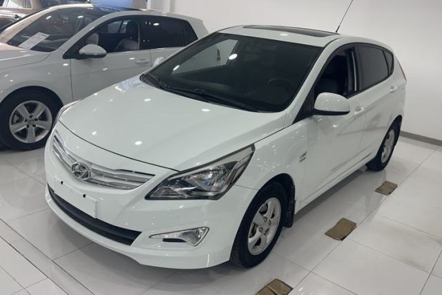 Used Hyundai Verna Ray 2014 1.4L Automatic GLX