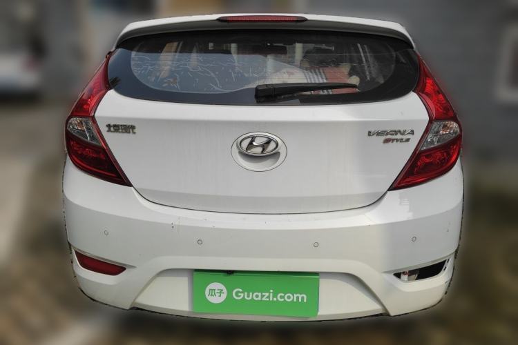 Used Hyundai Verna Ray 2014 1.6L Automatic TOP Rear