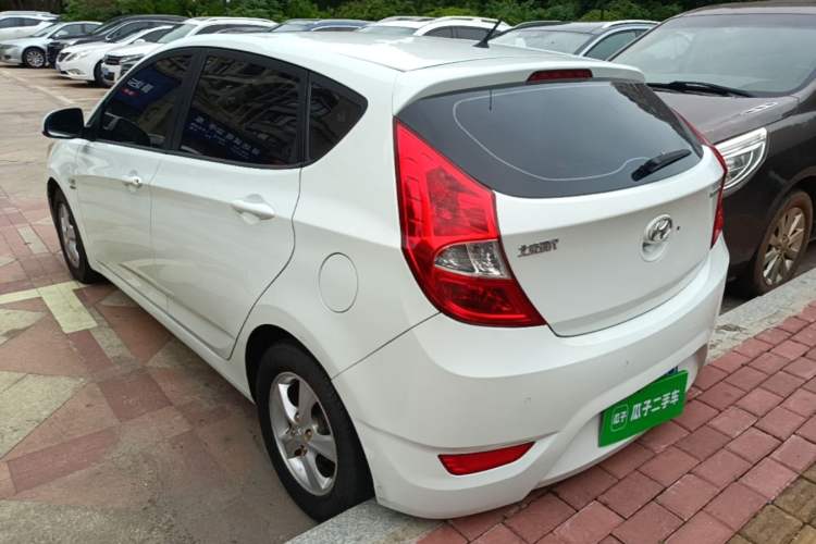 Used Hyundai Verna Ray 2014 1.4L Automatic GLX Rear Left 45 Deg