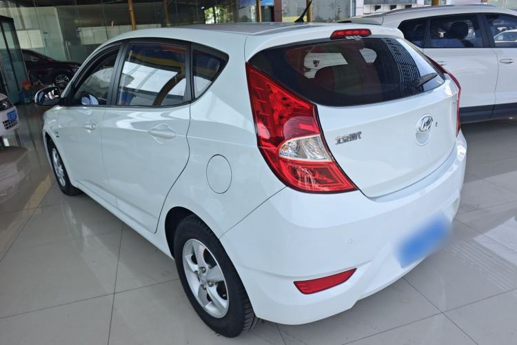 Used Hyundai Verna Ray 2014 1.4L Manual GLX Rear Left 45 Deg