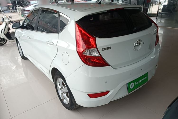 Used Hyundai Verna Ray 2014 1.4L Automatic GLX Rear Left 45 Deg