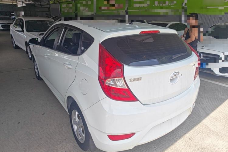 Used Hyundai Verna Ray 2014 1.4L Automatic GLX Rear Left 45 Deg
