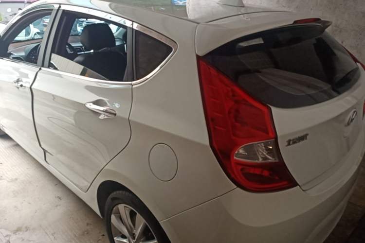 Used Hyundai Verna Ray 2014 1.6L Automatic TOP Rear Left 45 Deg