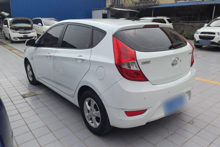 Used Hyundai Verna Ray 2014 1.4L Automatic GLX Rear Left 45 Deg