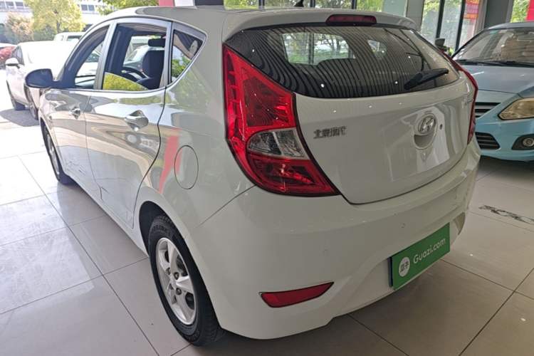Used Hyundai Verna Ray 2014 1.4L Manual GLX Rear Left 45 Deg