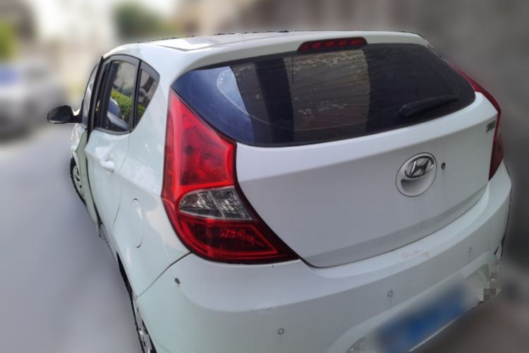 Used Hyundai Verna Ray 2014 1.4L Manual GLX Rear Left 45 Deg