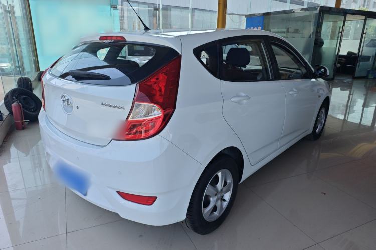 Used Hyundai Verna Ray 2014 1.4L Manual GLX Rear Right 45 Deg