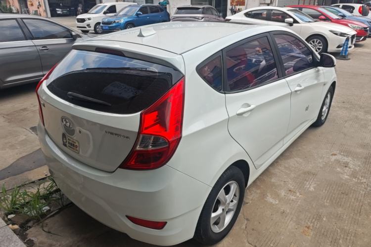 Used Hyundai Verna Ray 2014 1.4L Automatic GLX Rear Right 45 Deg