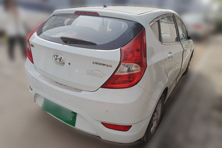 Used Hyundai Verna Ray 2014 1.4L Automatic GLX Rear Right 45 Deg