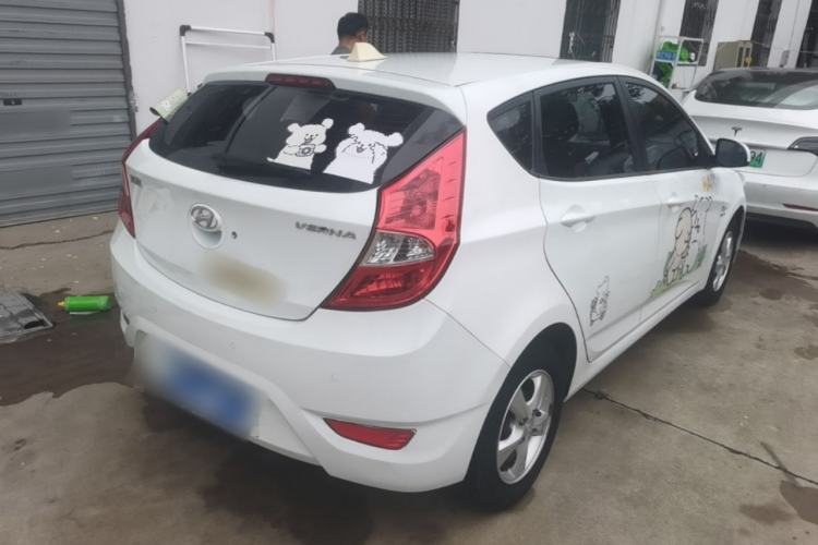 Used Hyundai Verna Ray 2014 1.4L Automatic GLX Rear Right 45 Deg