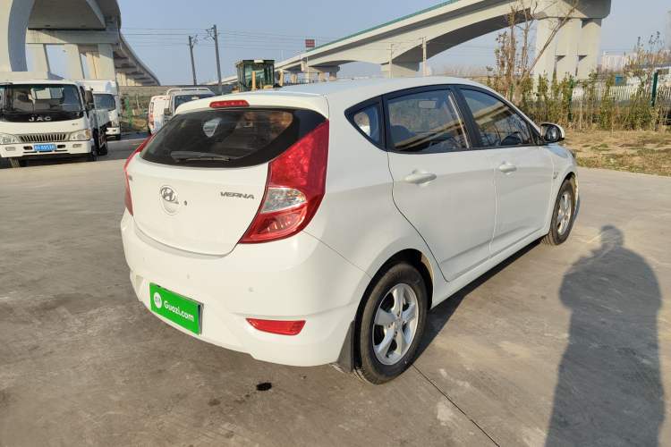 Used Hyundai Verna Ray 2014 1.4L Manual GLX Rear Right 45 Deg