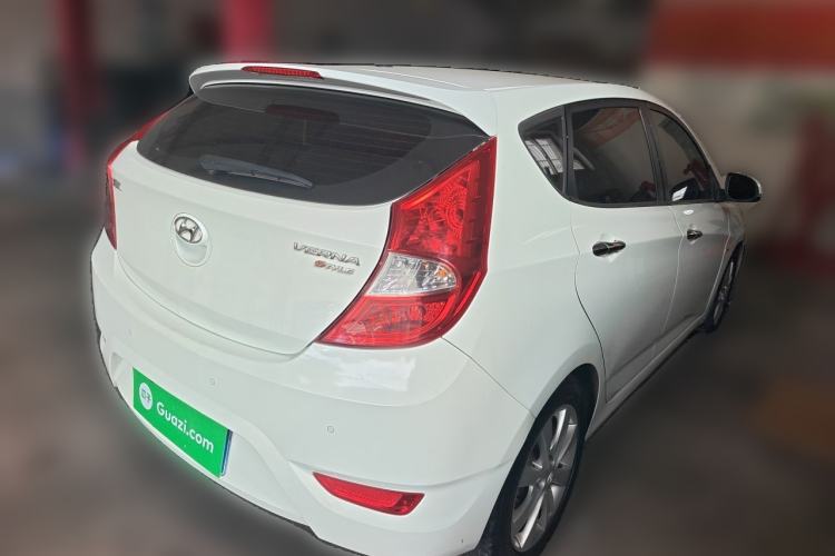 Used Hyundai Verna Ray 2014 1.6L Automatic TOP Rear Right 45 Deg