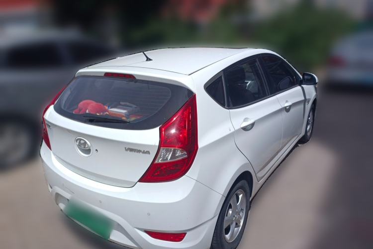 Used Hyundai Verna Ray 2014 1.4L Automatic GLX Rear Right 45 Deg