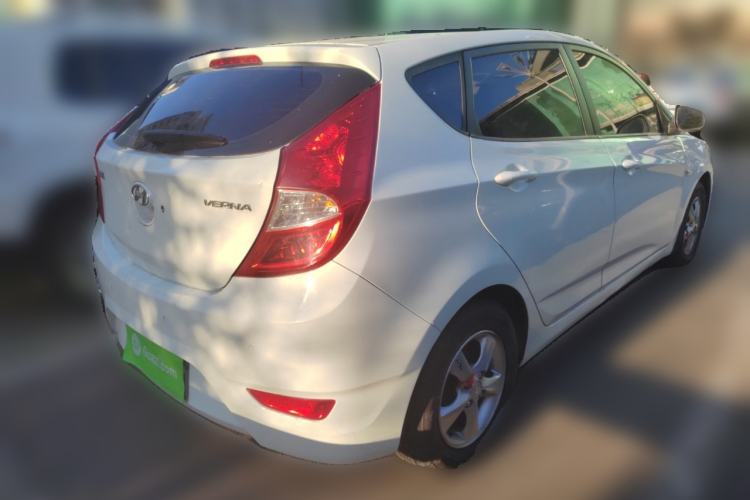 Used Hyundai Verna Ray 2014 1.4L Automatic GLX Rear Right 45 Deg