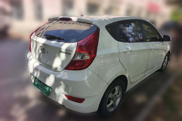 Used Hyundai Verna Ray 2014 1.4L Manual GLX Rear Right 45 Deg