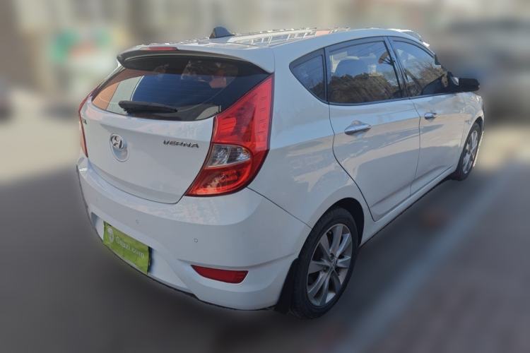 Used Hyundai Verna Ray 2014 1.6L Automatic TOP Rear Right 45 Deg