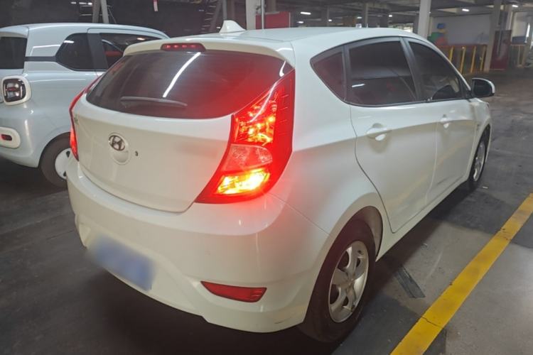 Used Hyundai Verna Ray 2014 1.4L Automatic GLX Rear Right 45 Deg