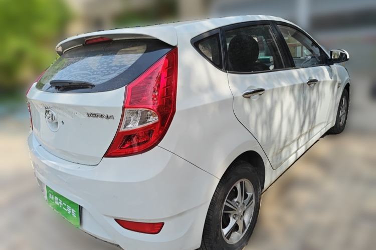Used Hyundai Verna Ray 2014 1.4L Manual GLX Rear Right 45 Deg