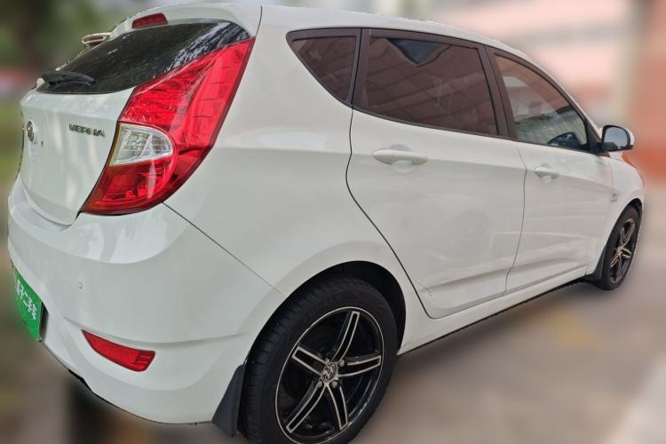 Used Hyundai Verna Ray 2014 1.4L Automatic GLX Rear Right 45 Deg