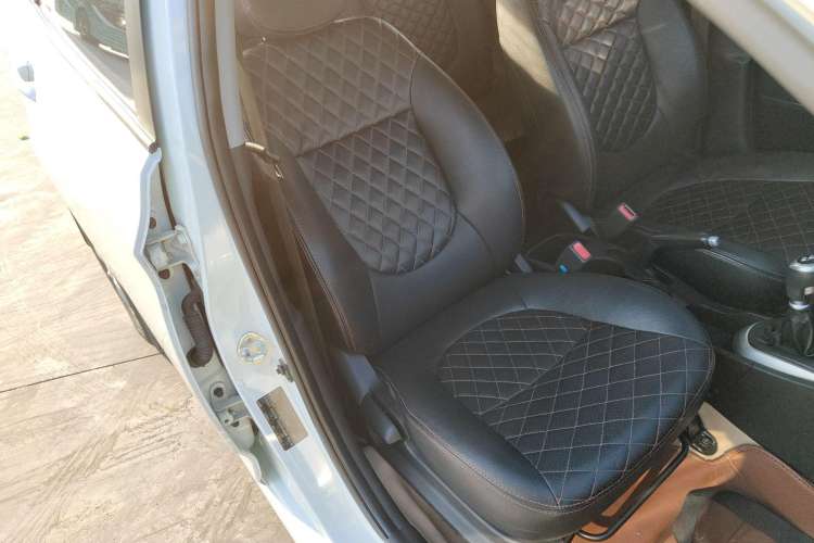 Used Hyundai Verna Ray 2014 1.4L Manual GLX Right Front Seat