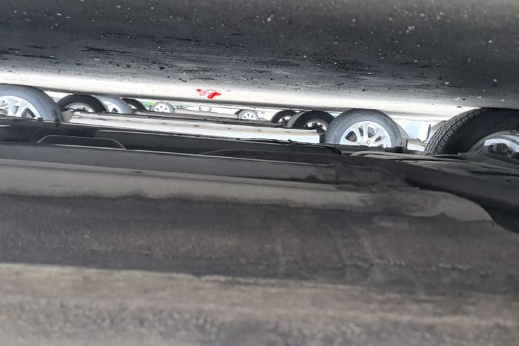 Used Hyundai Verna Ray 2014 1.4L Manual GLX Right Side Sill